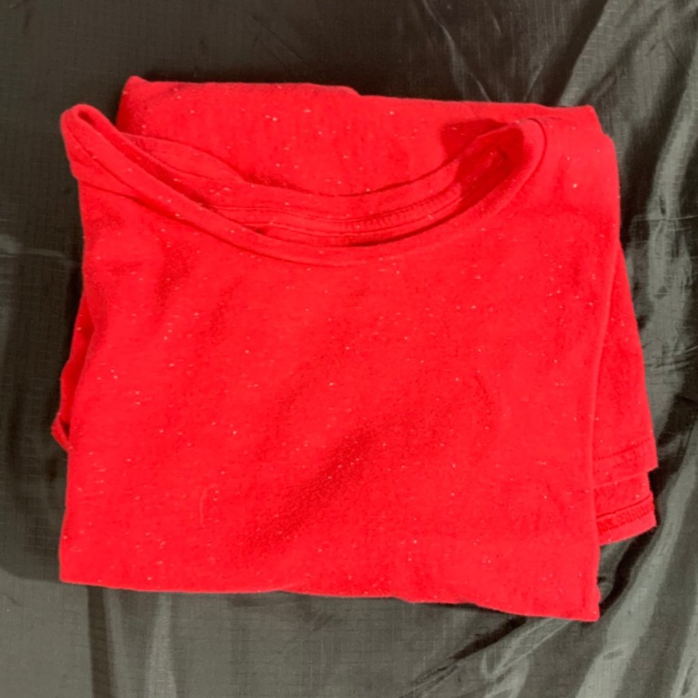 Red Scallop Fit Tee